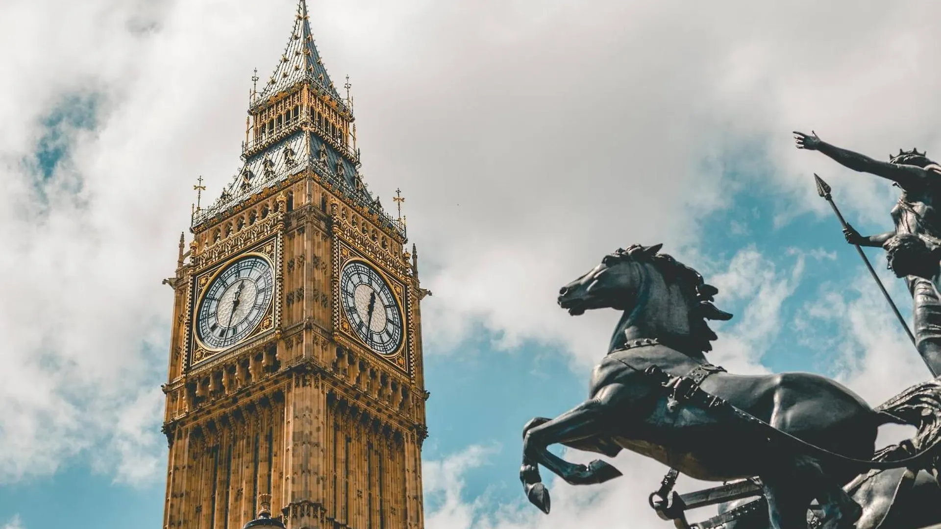 Wild Roses Serviced Apartments - City Airport London United Kingdom